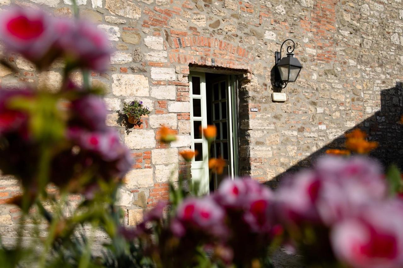 Borgo Laticastelli Hotel Rapolano Terme Exterior photo