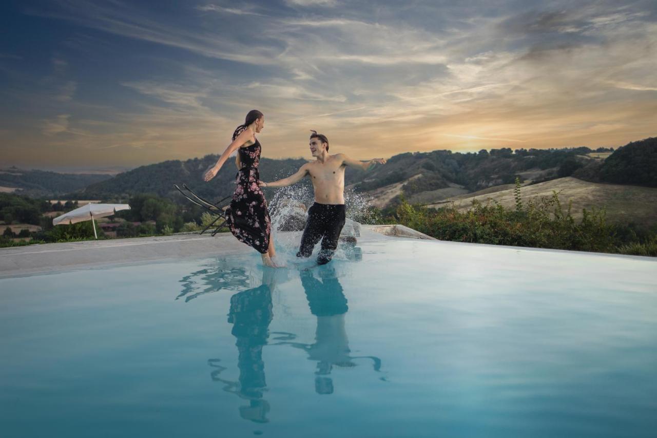Borgo Laticastelli Hotel Rapolano Terme Exterior photo